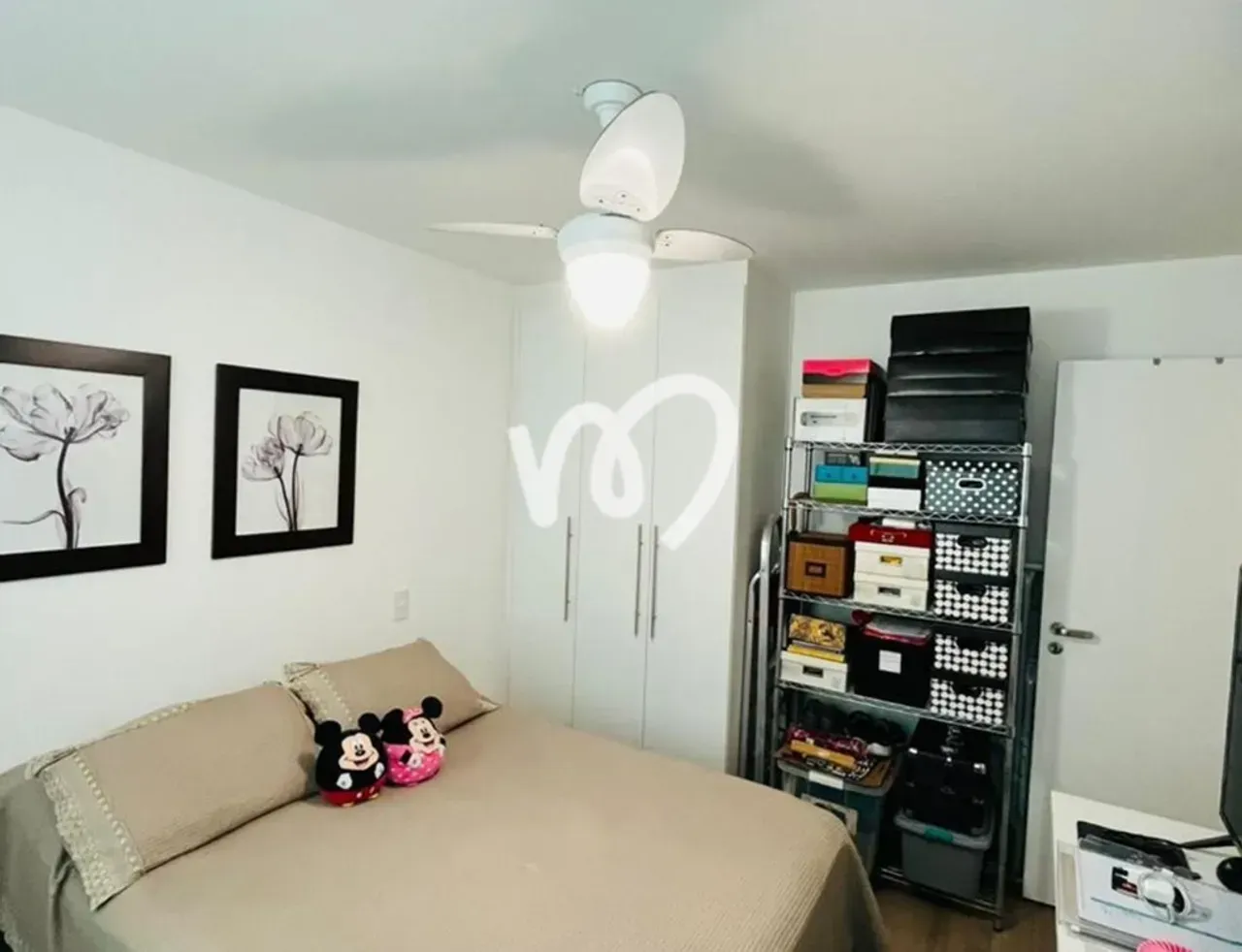 Furnished 2-bedroom apartment with open-plan kitchen — photo 18