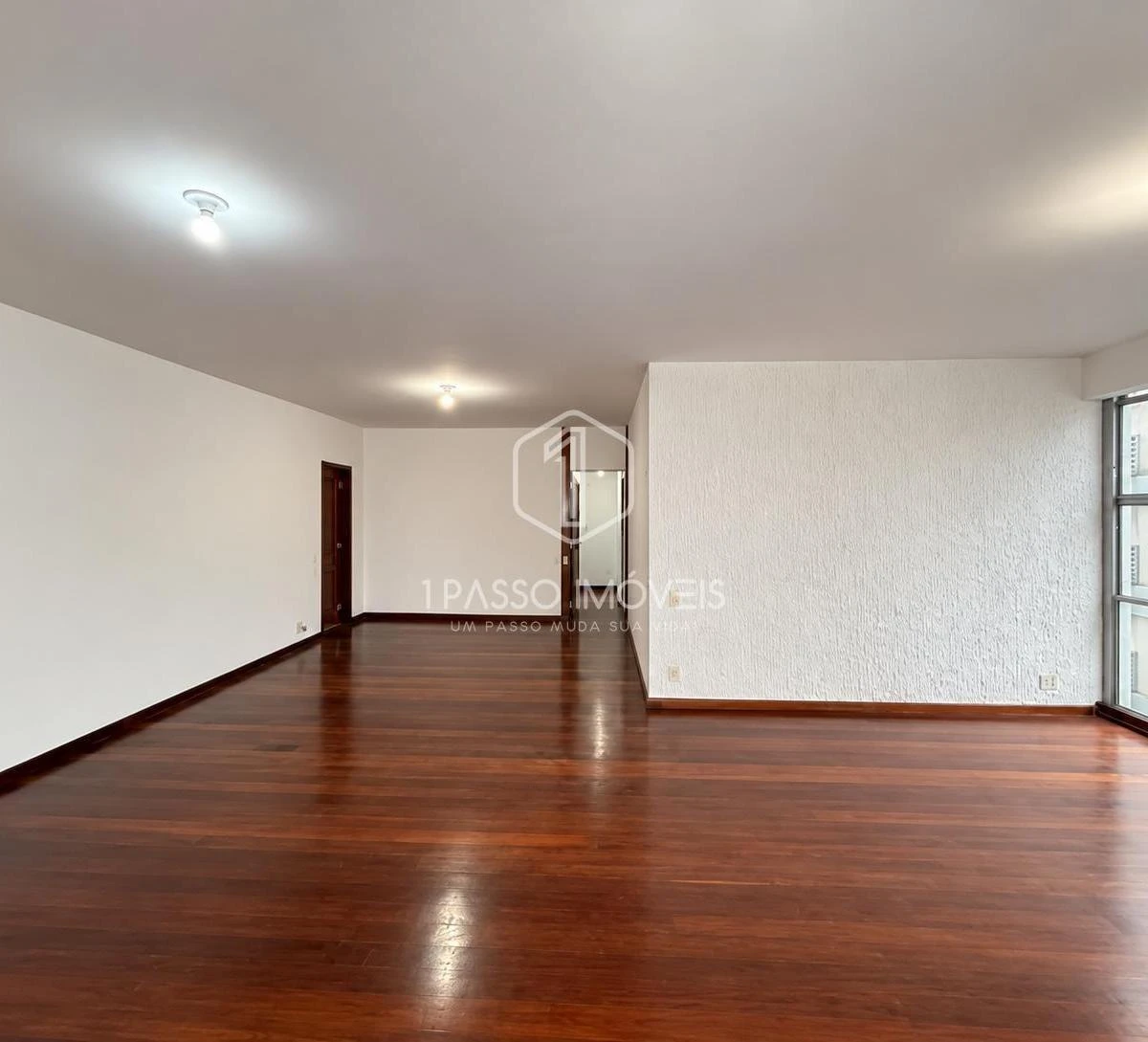 Apartamento, 159 m², com janelas do piso ao teto — photo 4