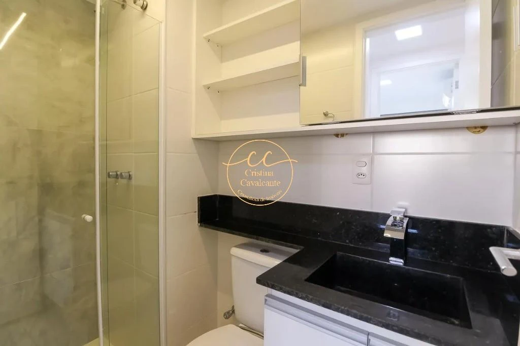Furnished 2-bedroom apartment with 1 en-suite and balcony — photo 12
