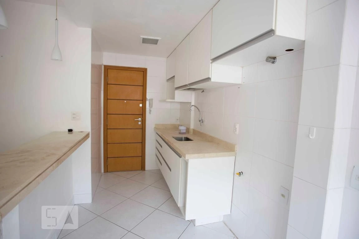 2-bedroom rental apartment with 1 bathroom and parking — photo 6