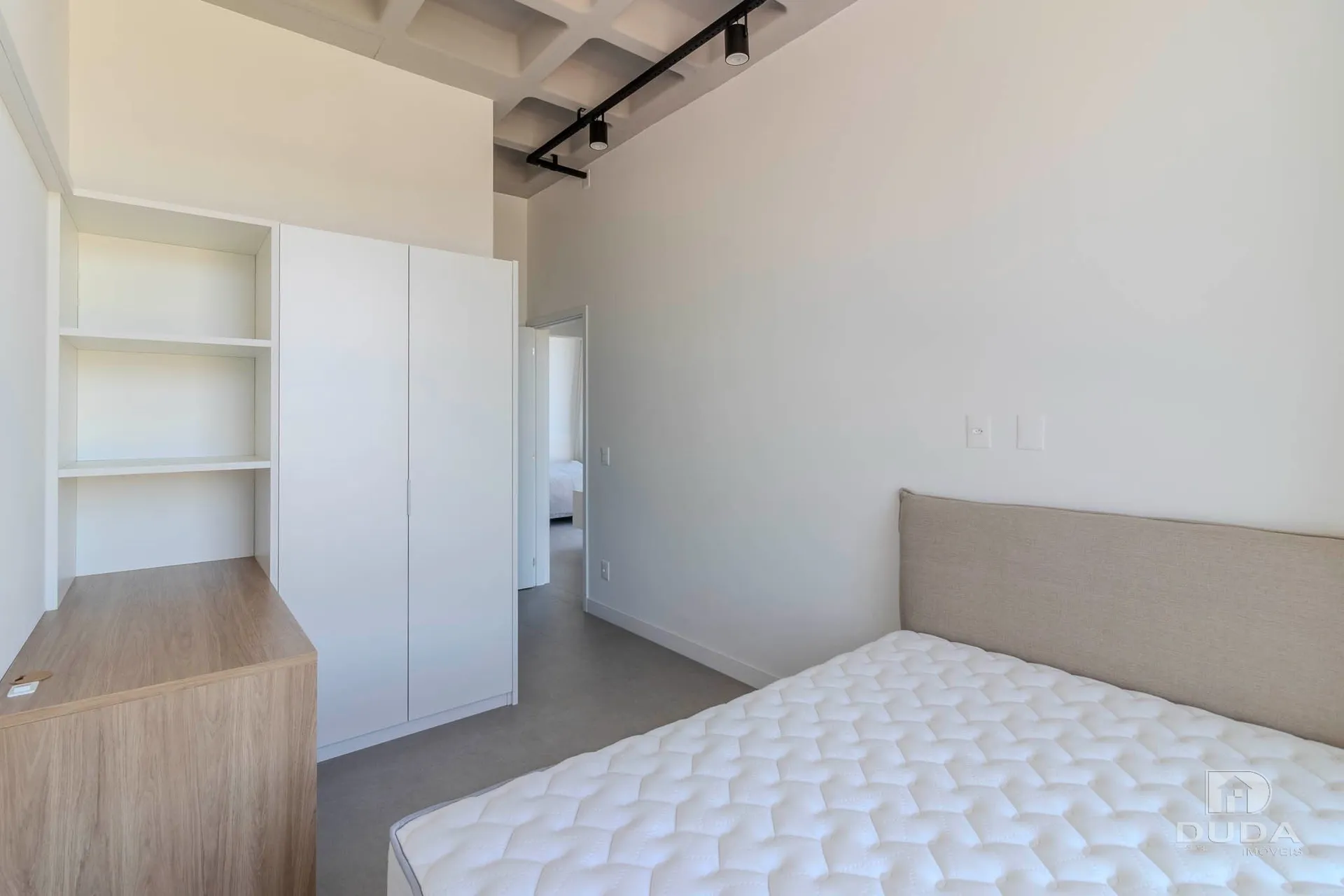 2-bedroom apartment with 1 parking space — photo 18