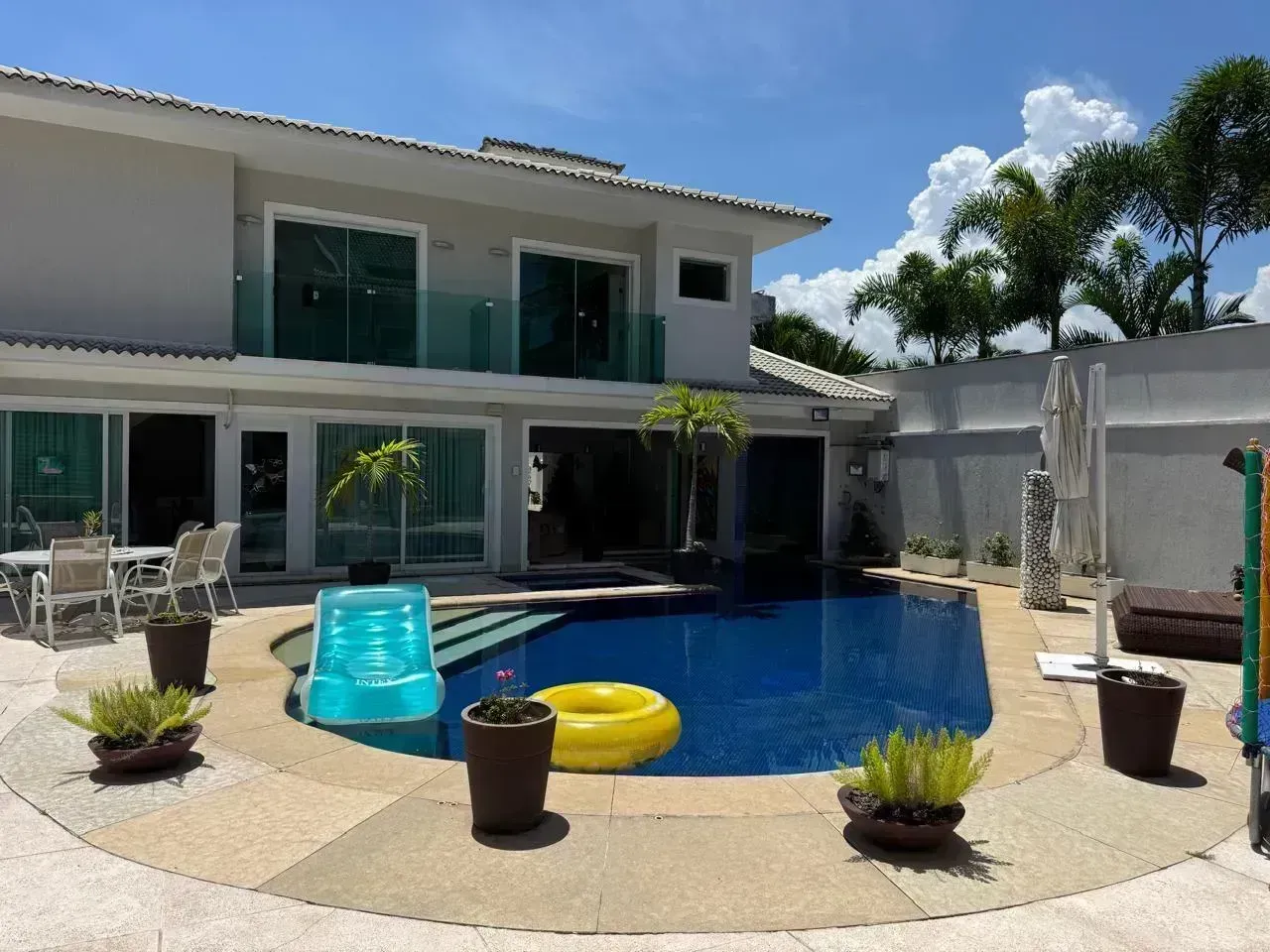 Furnished house with 6 suites and a private garden — photo 38