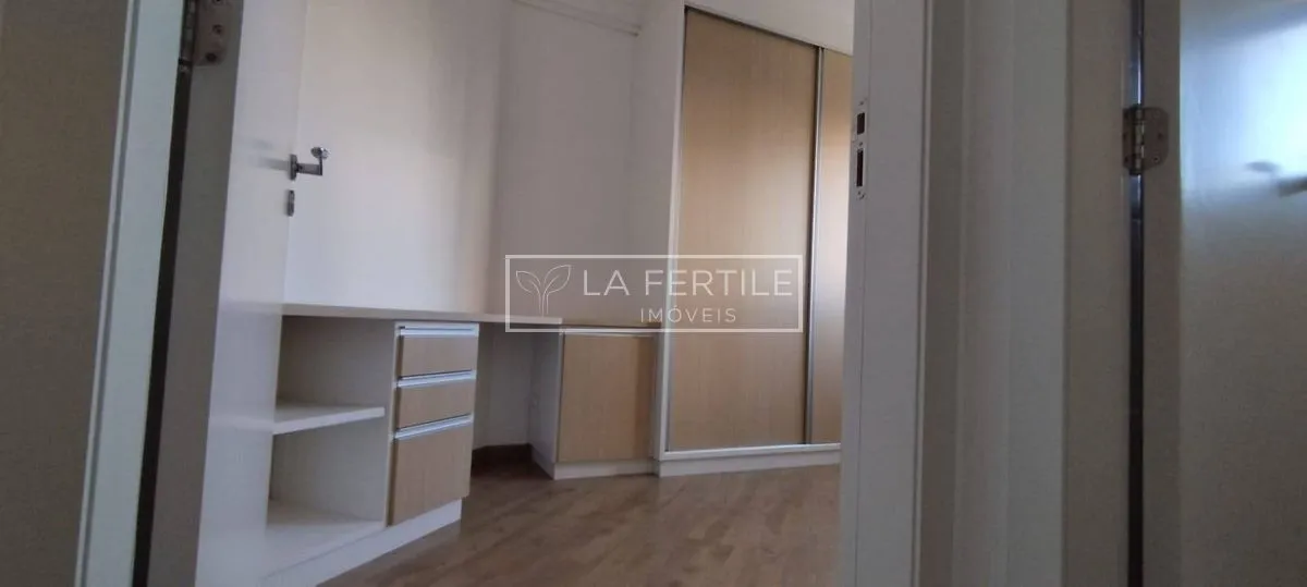 Apartment with 4 bedrooms and 5 bathrooms over 189 m² — photo 10