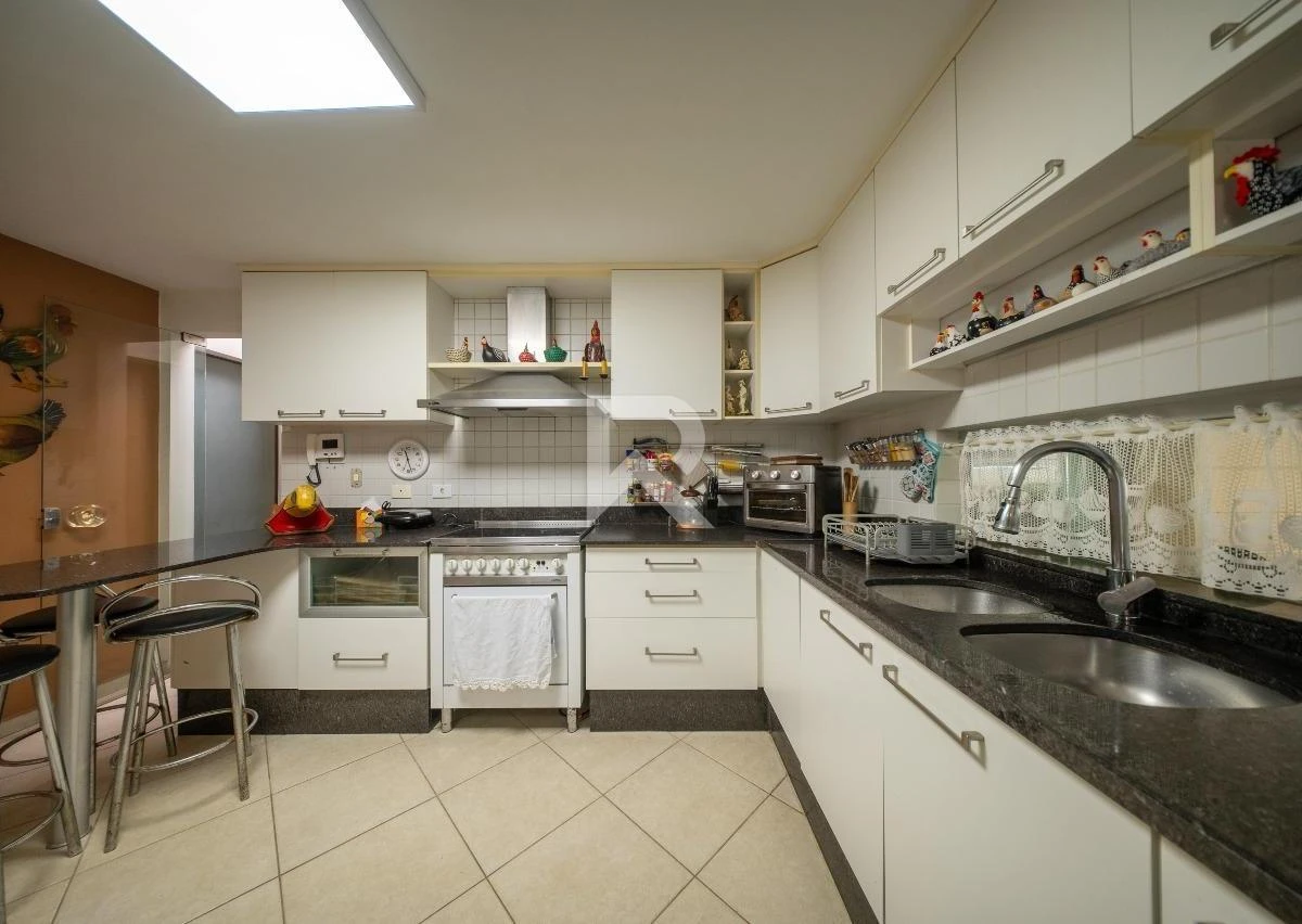 Furnished house, 247 m², with a home office — photo 22
