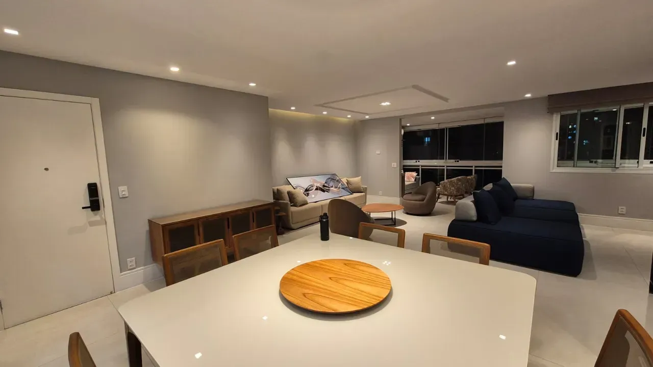Apartment with 3 bedrooms and modern open-plan kitchen — photo 2