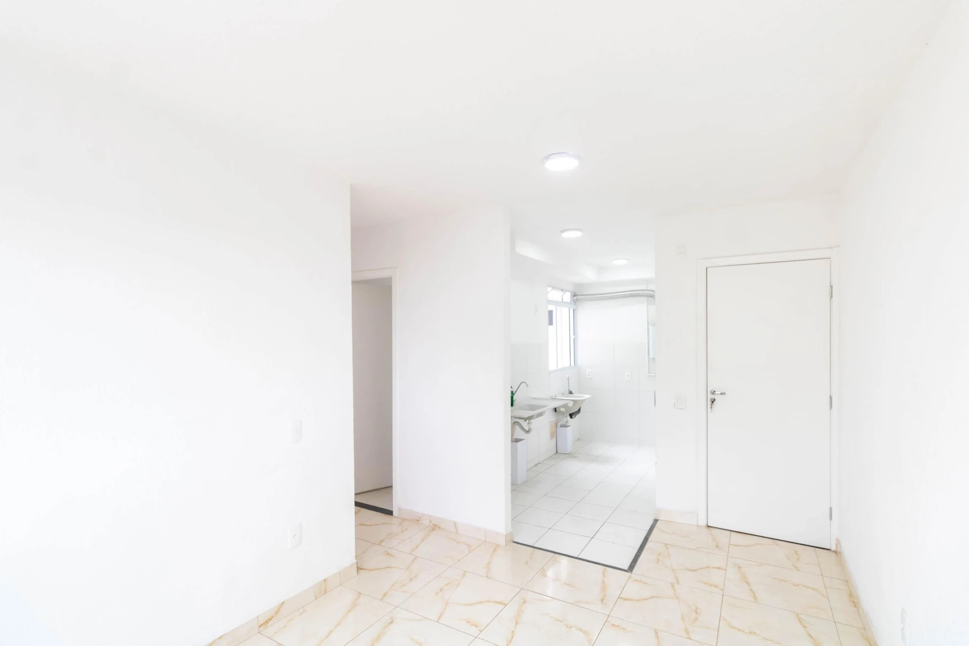 Apartamento en alquiler con 2 dormitorios y parrilla en la terraza — photo 18