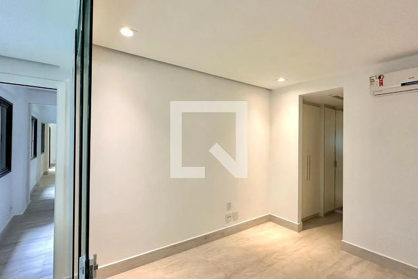 96 m² apartment with 2 en-suite bedrooms and 2 parking spots — photo 11