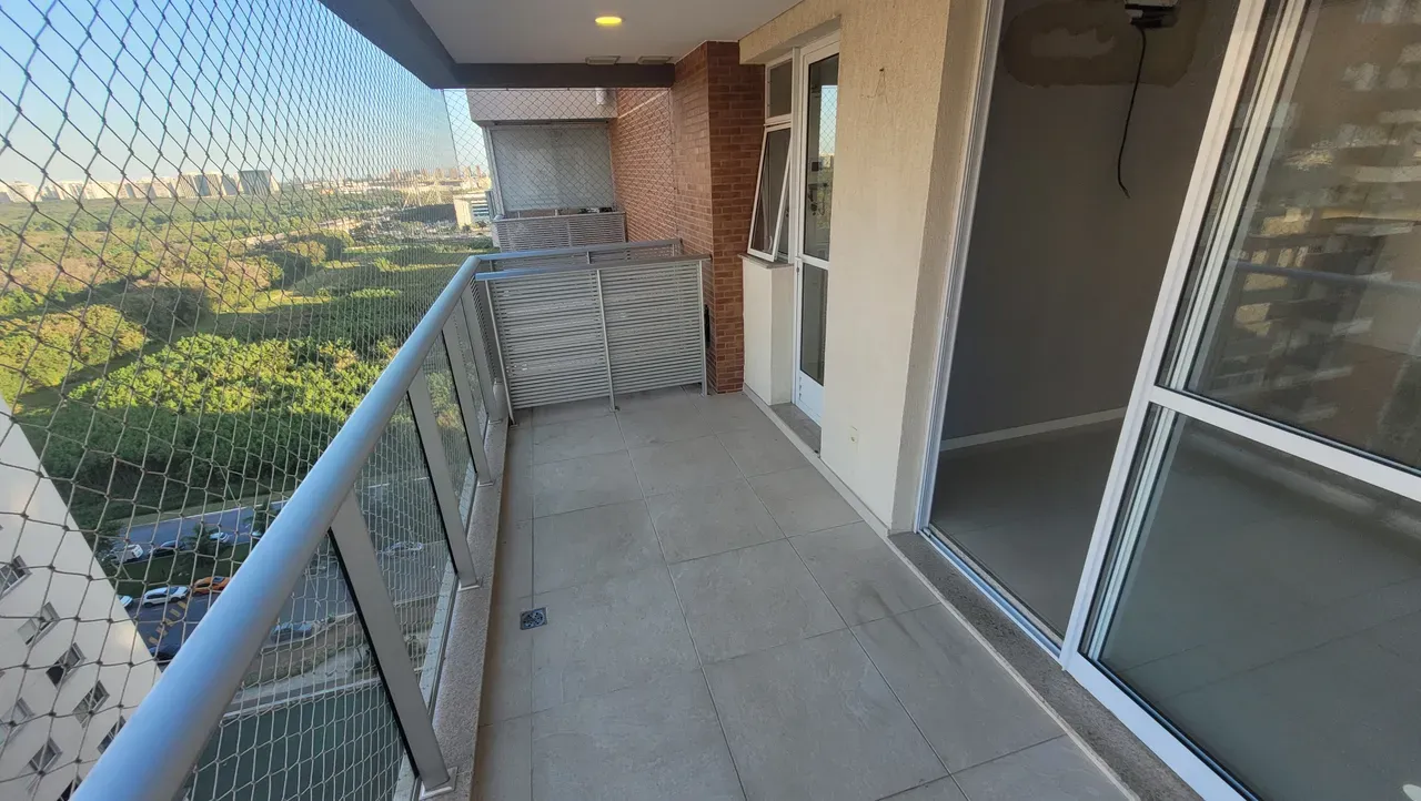 82 m² apartment with a home office and a mountain view — photo 32