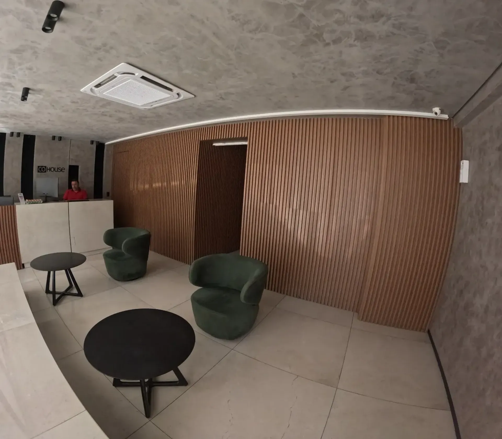 Квартира 31 м² з панорамними вікнами та видом на воду — photo 7