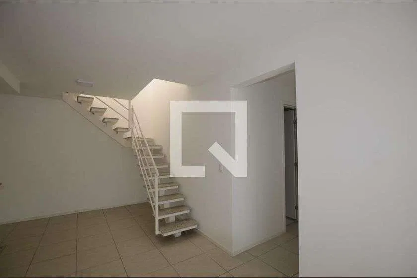 4-bedroom apartment in a building with a gym — photo 26