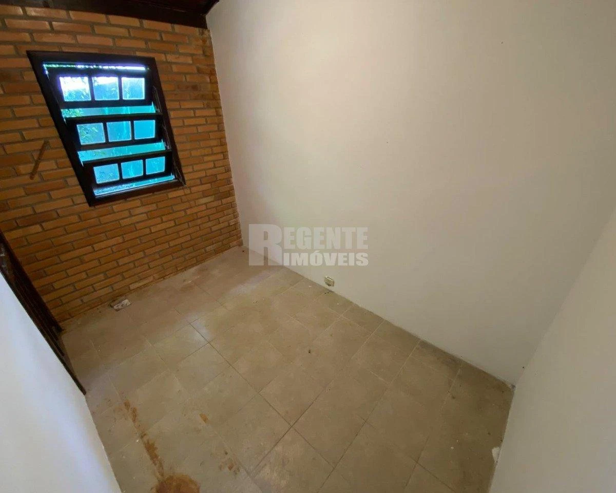3-bedroom house with a home office in Florianópolis — photo 39