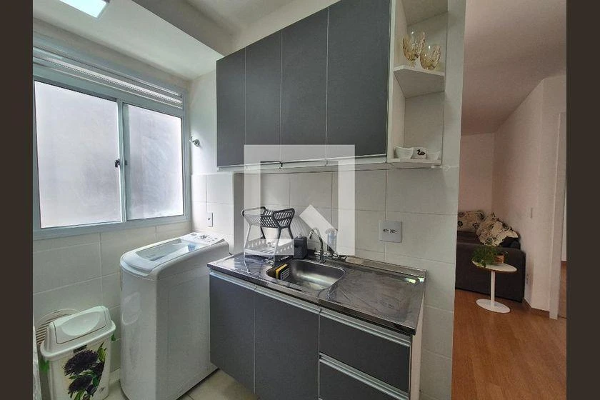 Furnished 2-bedroom apartment with an open-plan kitchen — photo 7
