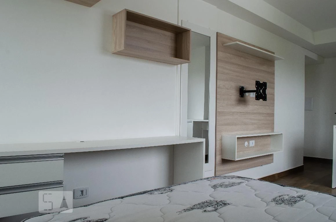 Furnished studio, 40 m², with a home office — photo 7