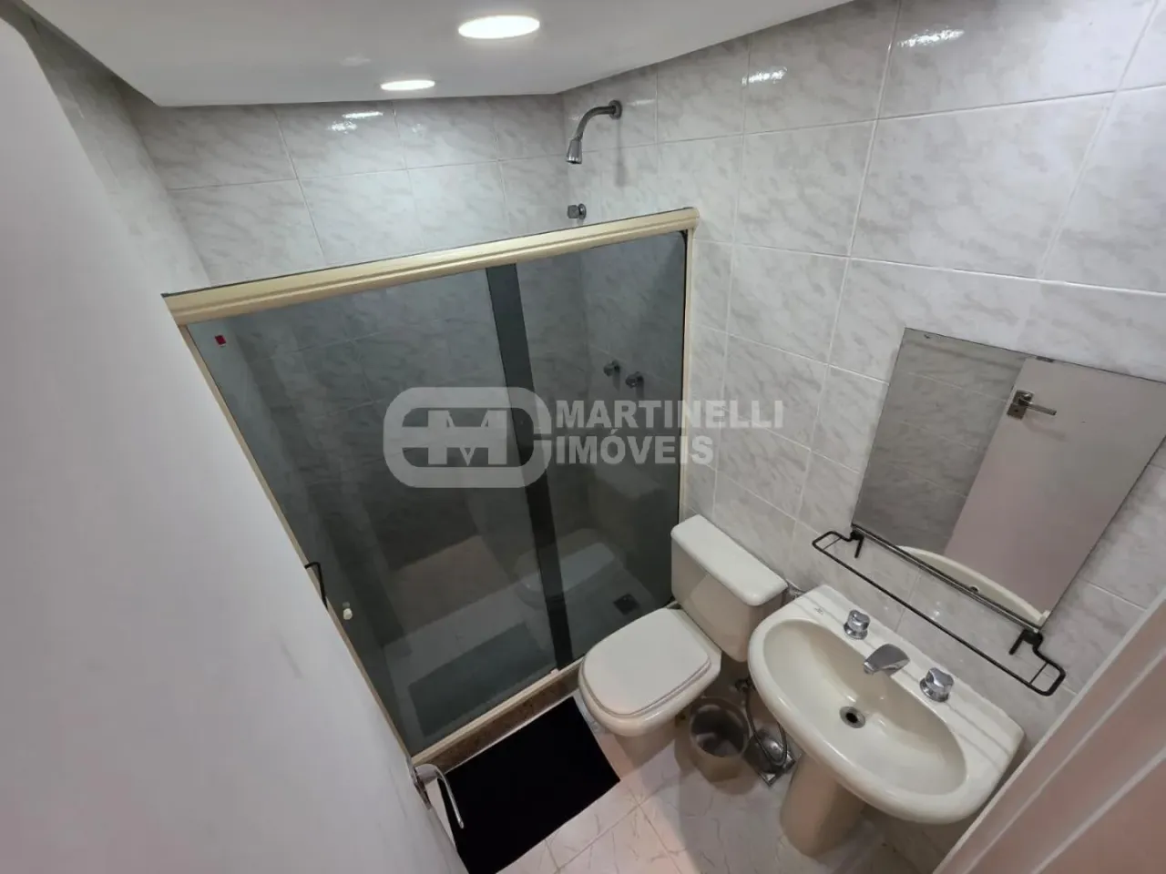 2-bedroom apartment with a washing machine — photo 13