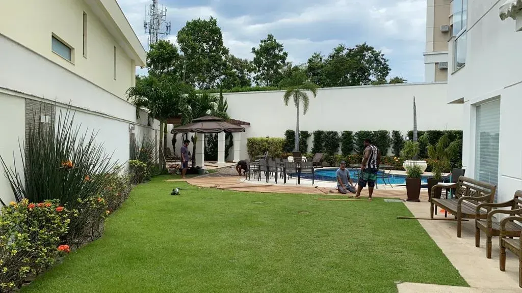 House for rent with shared outdoor pool and BBQ area — photo 8