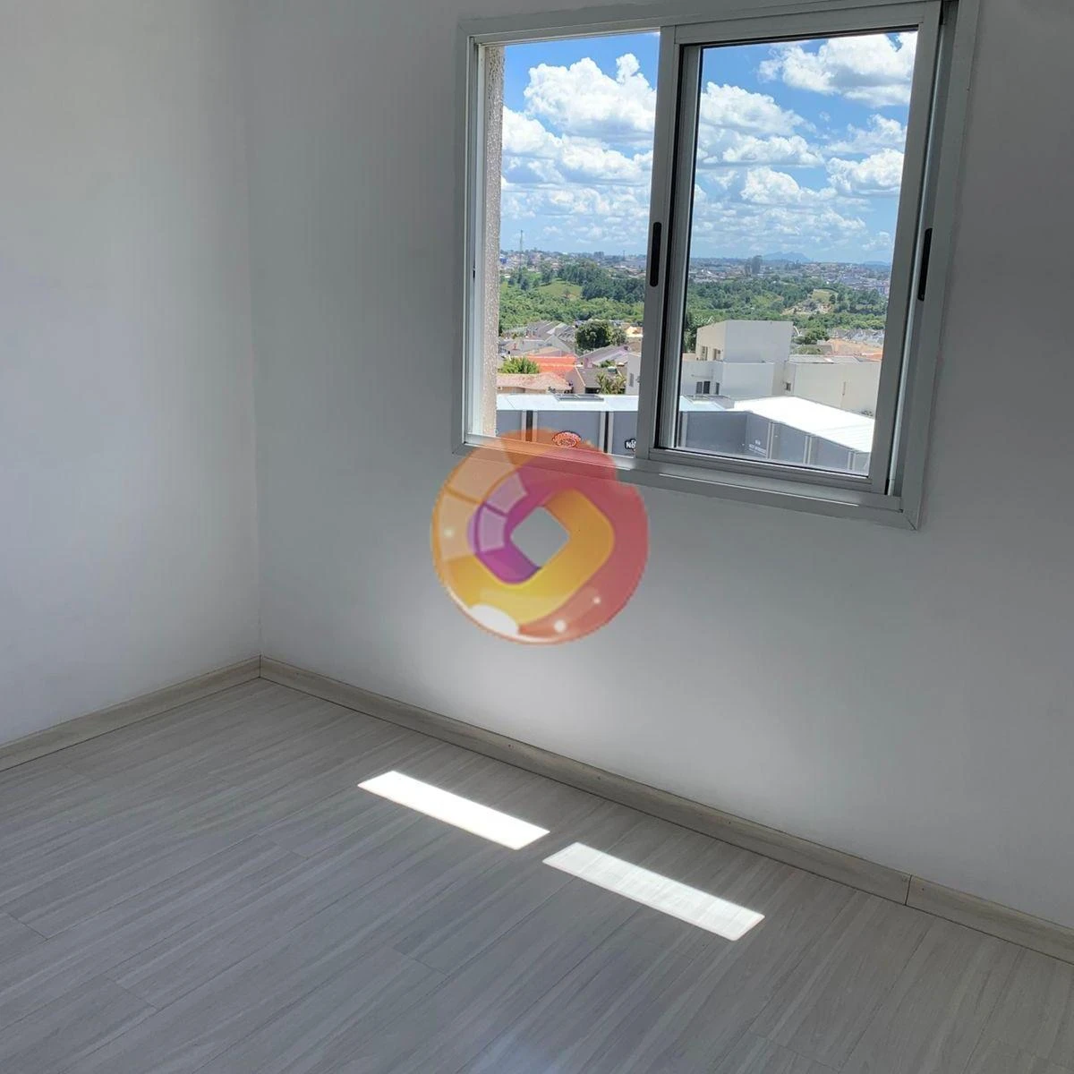 3-bedroom apartment in a building with a pool — photo 19