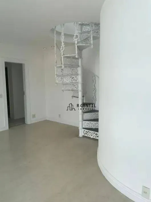 Невмебльована квартира з 3 спальнями та 4 ванними — photo 18