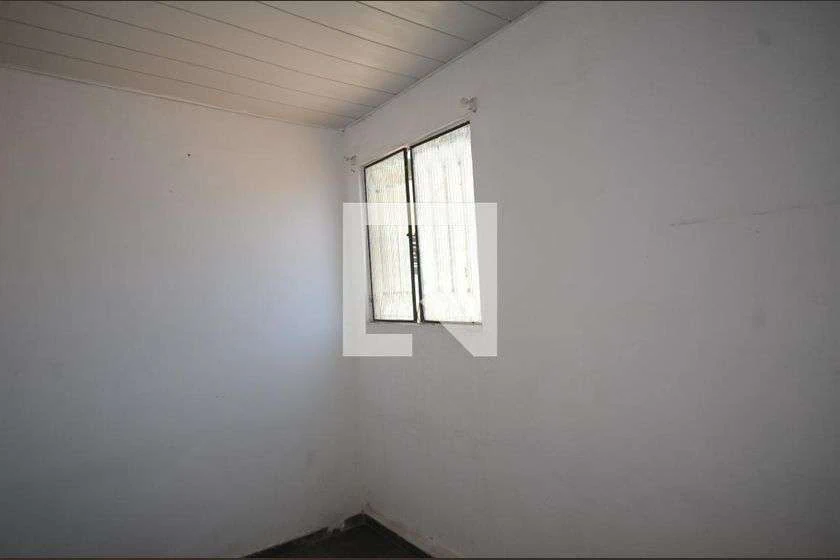 1-bedroom apartment with an electric shower — photo 18