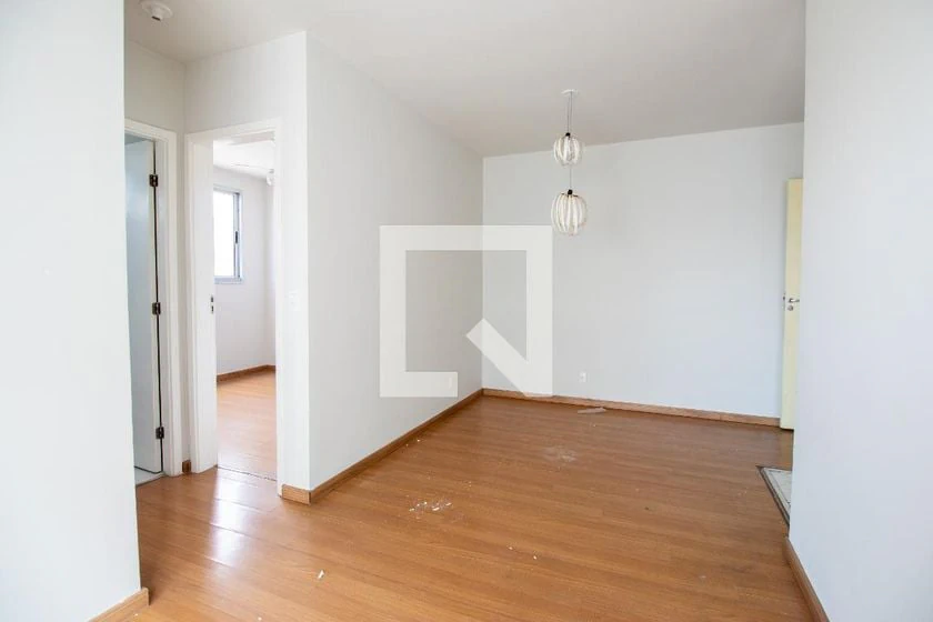 Apartment, 42 m², with wood or laminate floors — photo 4