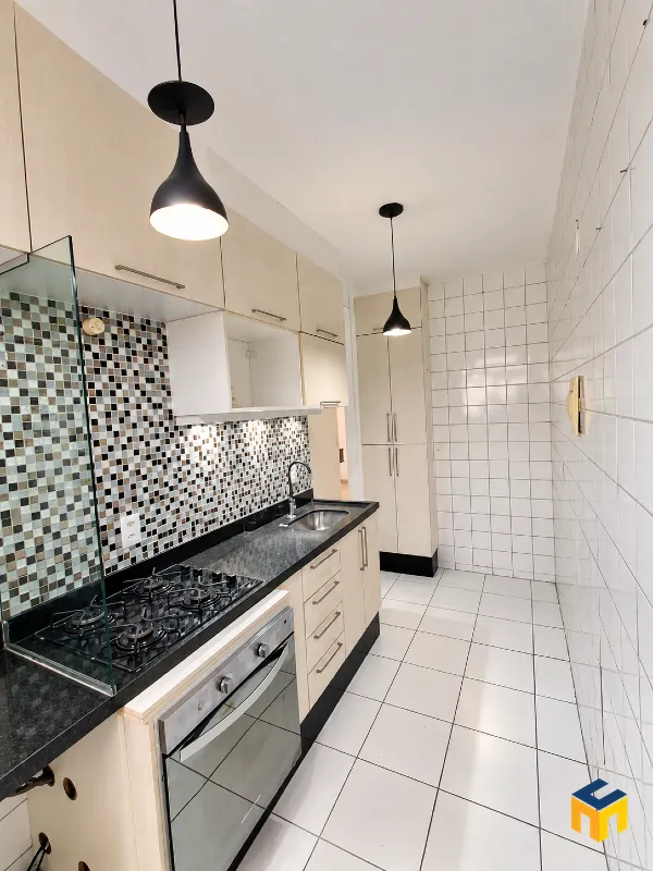 Apartamento de 2 quartos em condomínio com piscina — photo 3