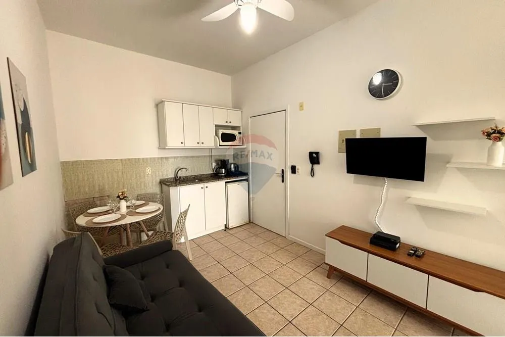 Furnished 1-bedroom apartment with balcony and water view — photo 7