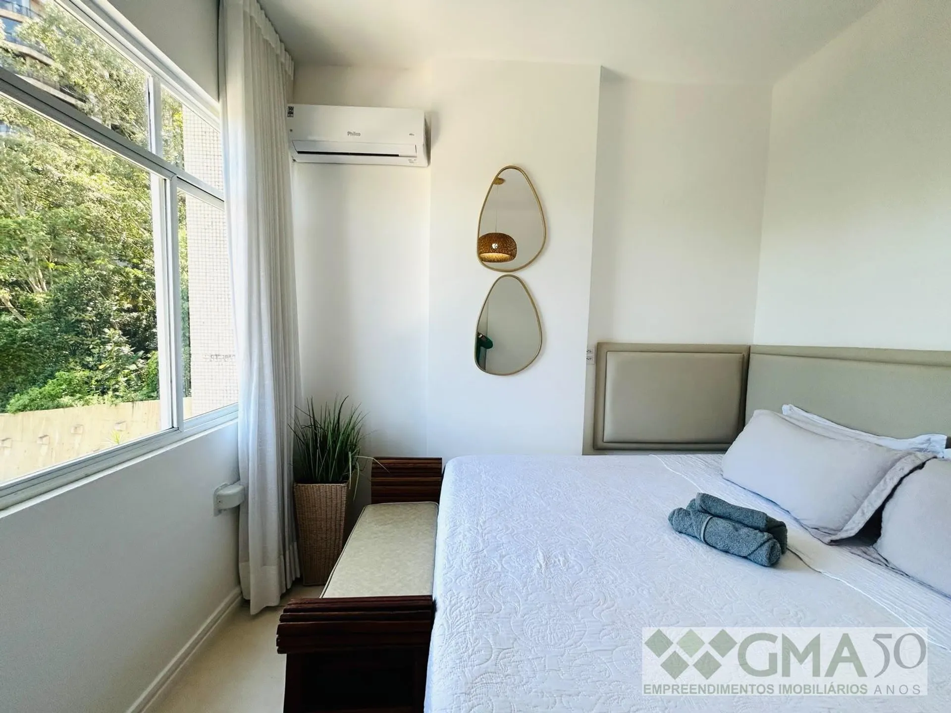 Furnished 90 m² apartment with 2 bedrooms and green views — photo 17