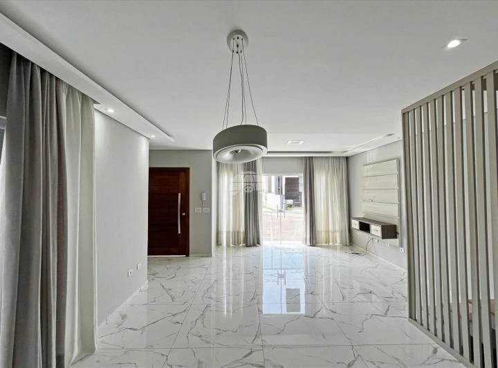 House with 2 bedrooms and an open-plan kitchen — photo 6
