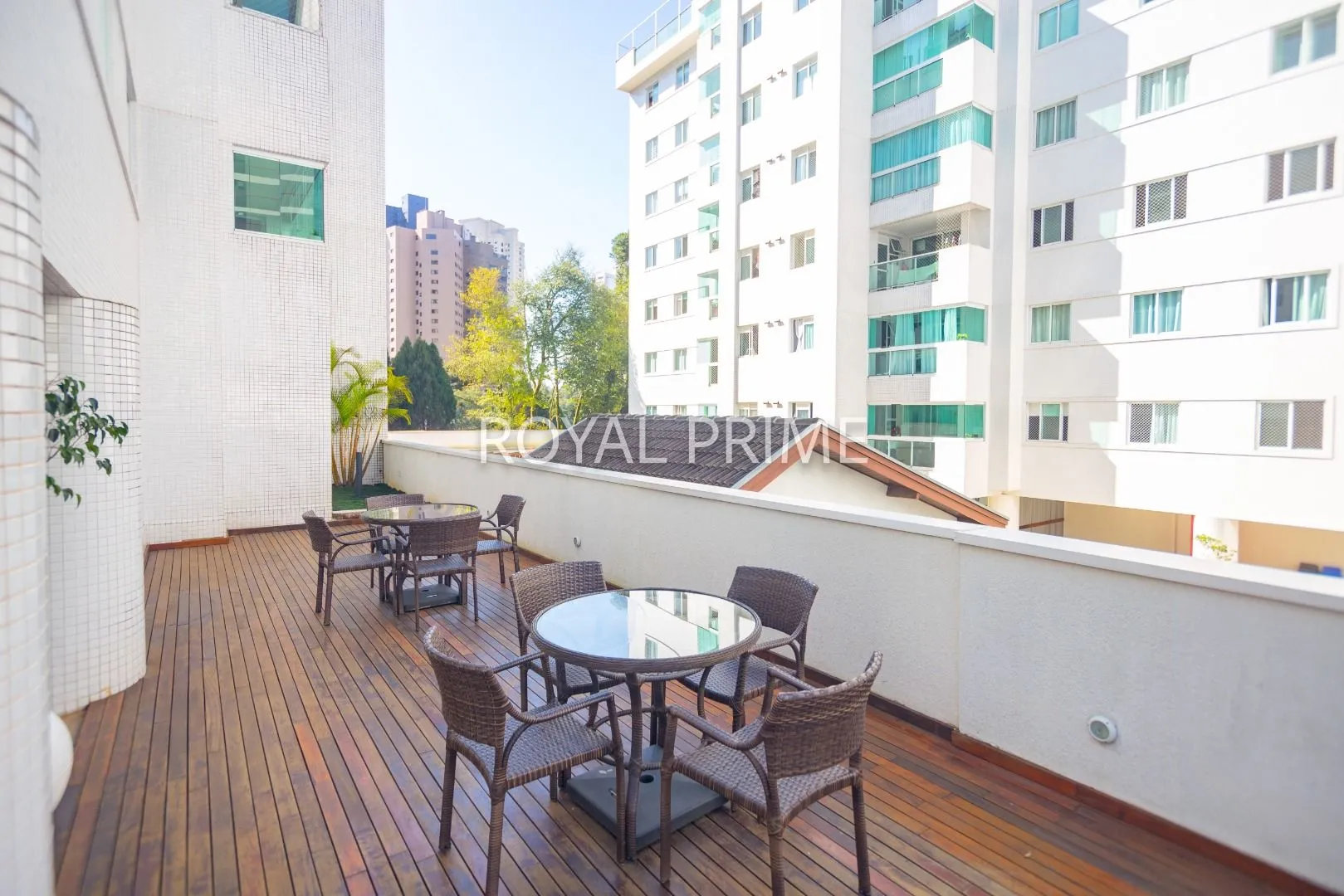 Apartamento de 3 dormitorios con cocina abierta y BBQ privado — photo 38