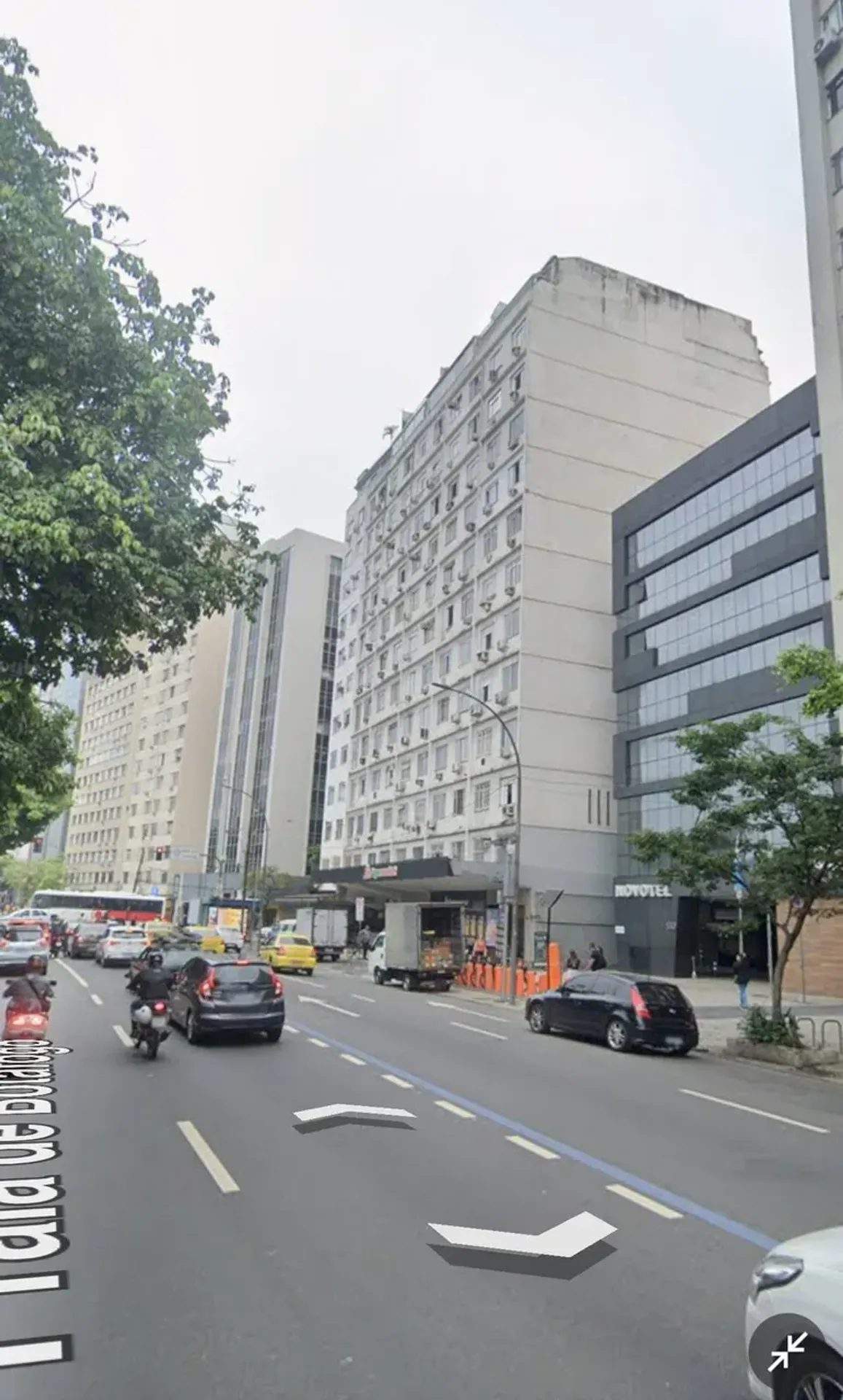Monoambiente con espacio de home office en Rio de Janeiro — photo 10