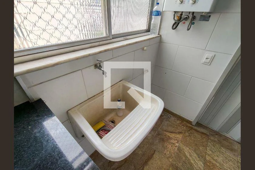 115 m² rental apartment with 3 bedrooms and 2 parking spots — photo 43