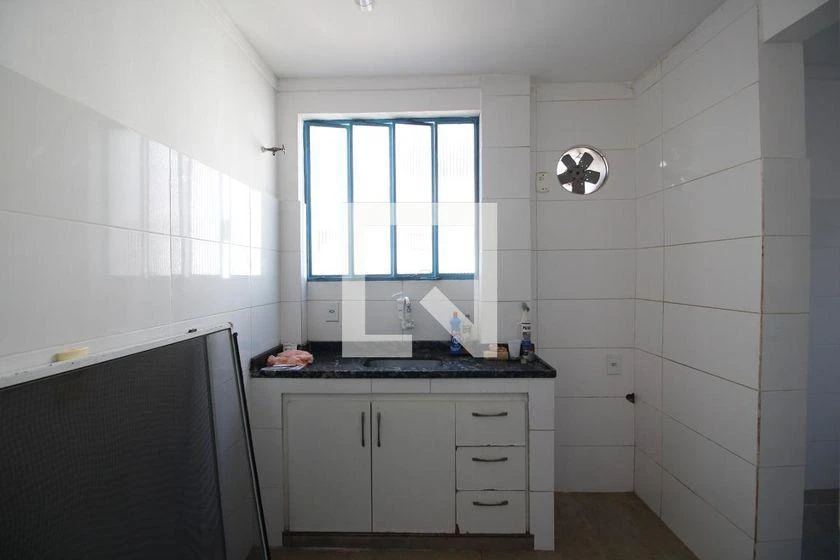 Rental house with 4 bedrooms and 340 m² — photo 33