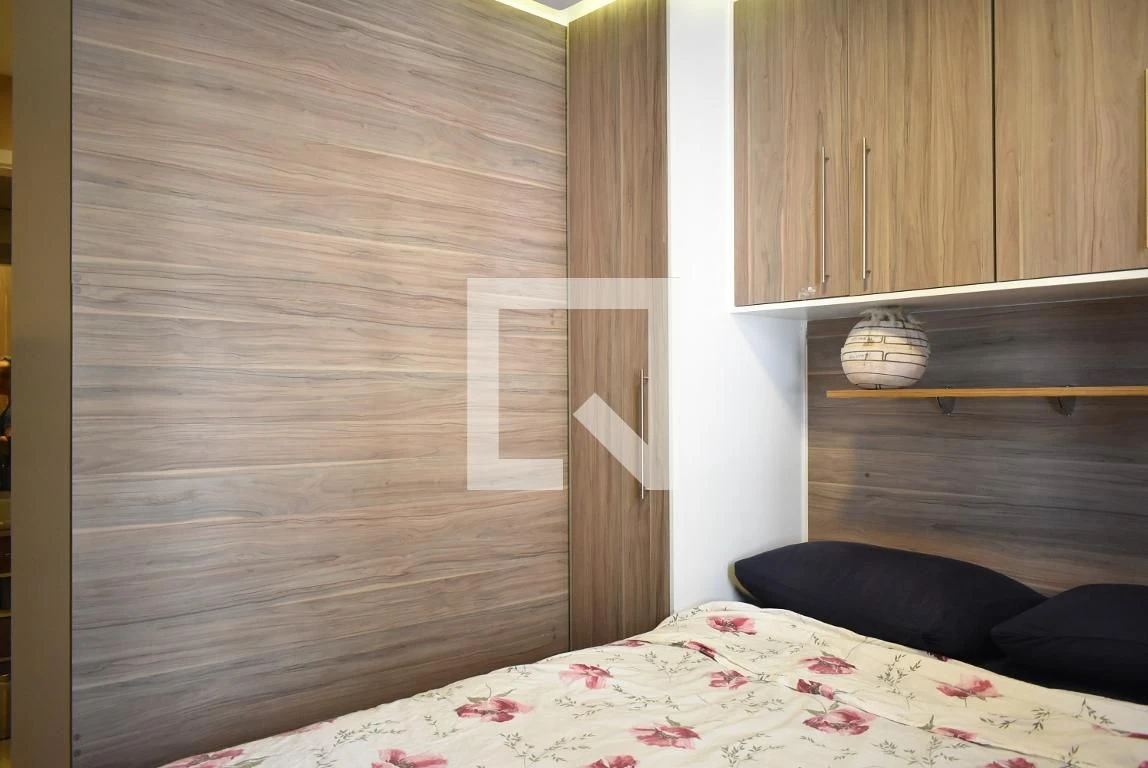 Furnished apartment with open-plan kitchen and 2 bedrooms — photo 15