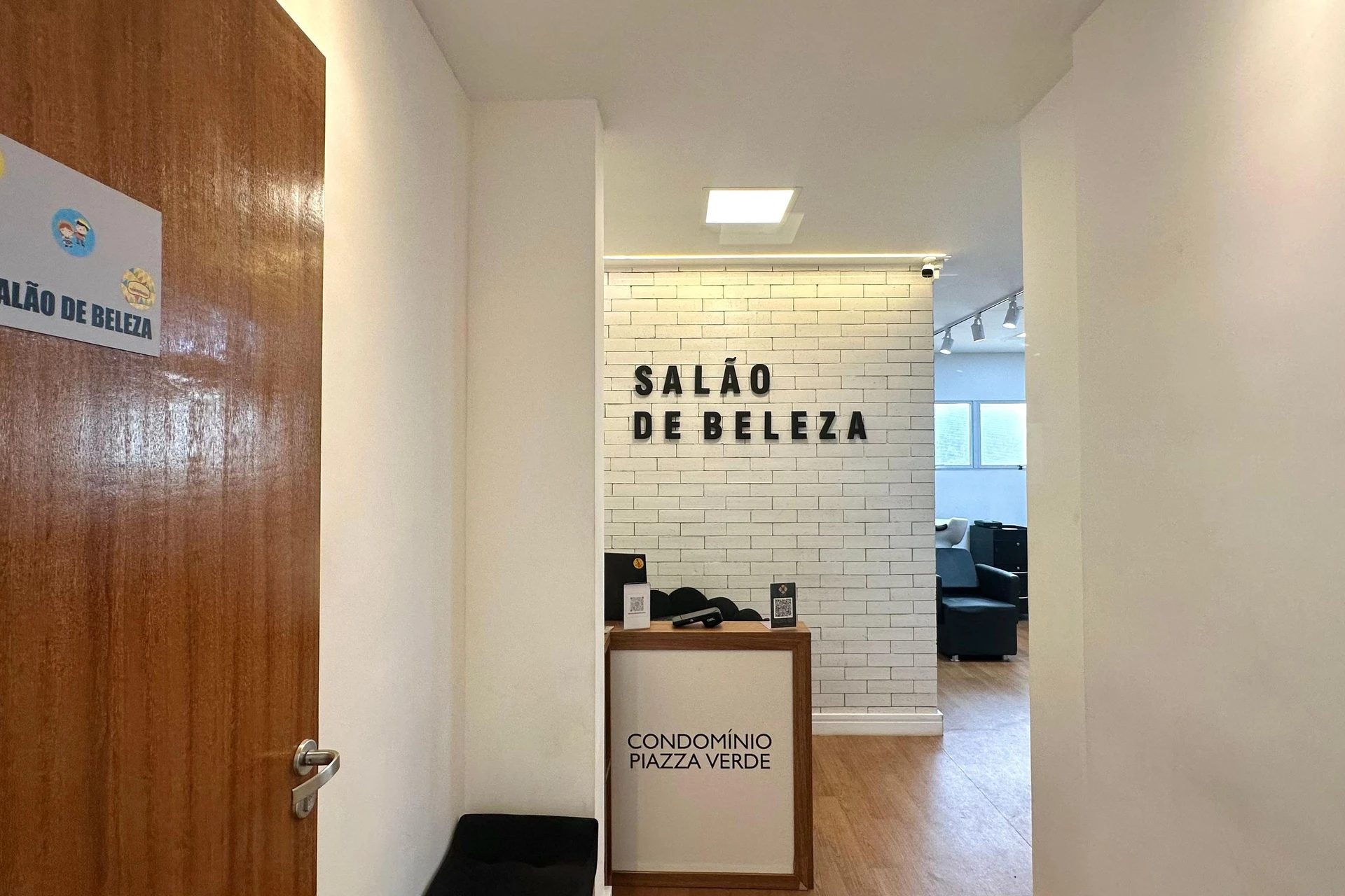 Apartamento de 3 quartos com vista para a água — photo 67