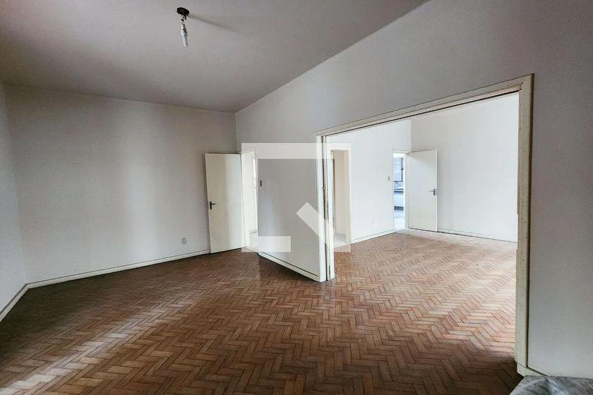 Casa de 630 m² com 5 quartos e 3 banheiros — photo 36