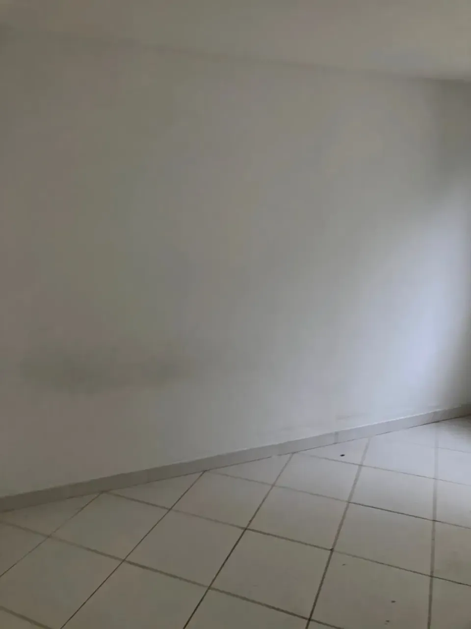 Unfurnished apartment with 2 bedrooms and 1 bathroom — photo 8