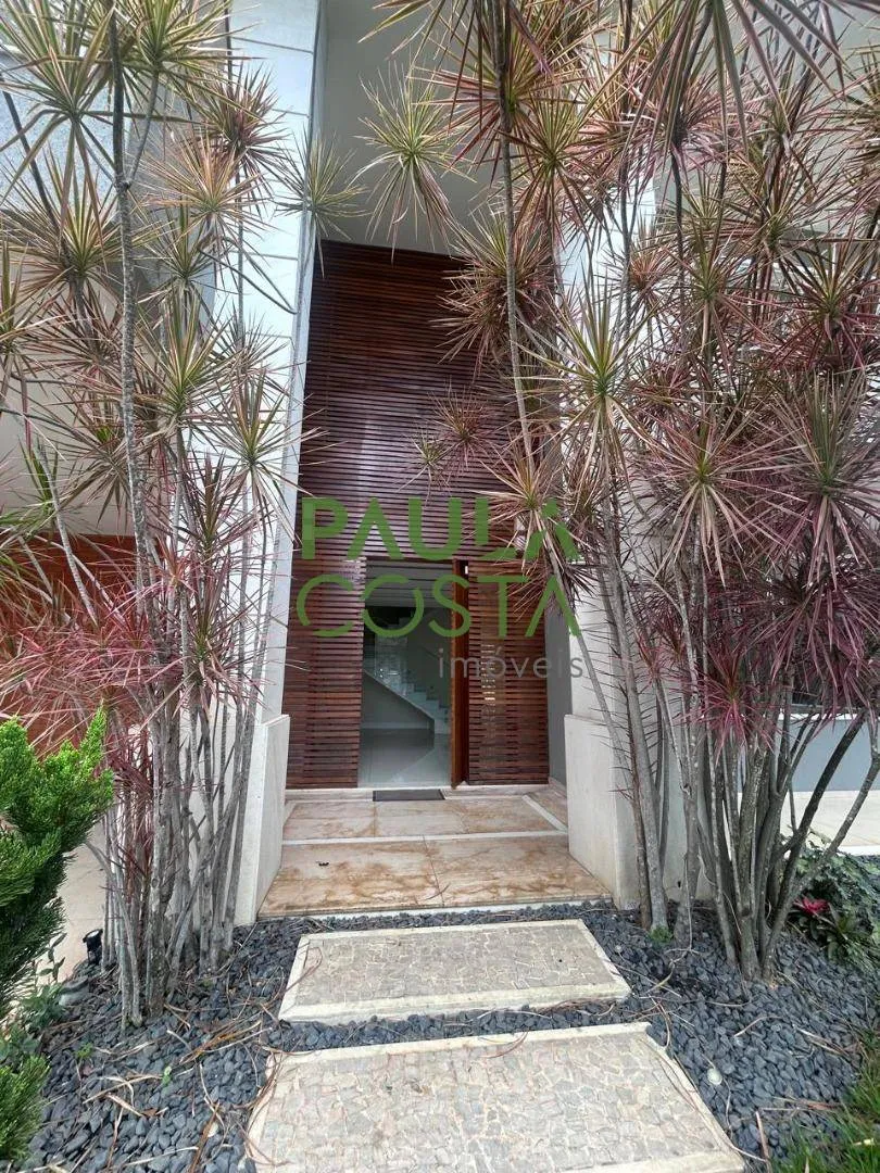 Панорамні вікна та 4 спальні: будинок 480 м² — photo 30