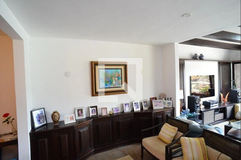 Furnished 350 m² apartment with 3 bedrooms and 2 parking — photo 34