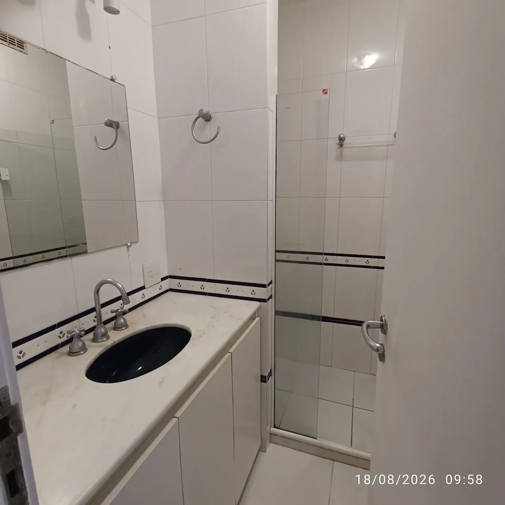 2-bedroom apartment in a building with a pool — photo 3