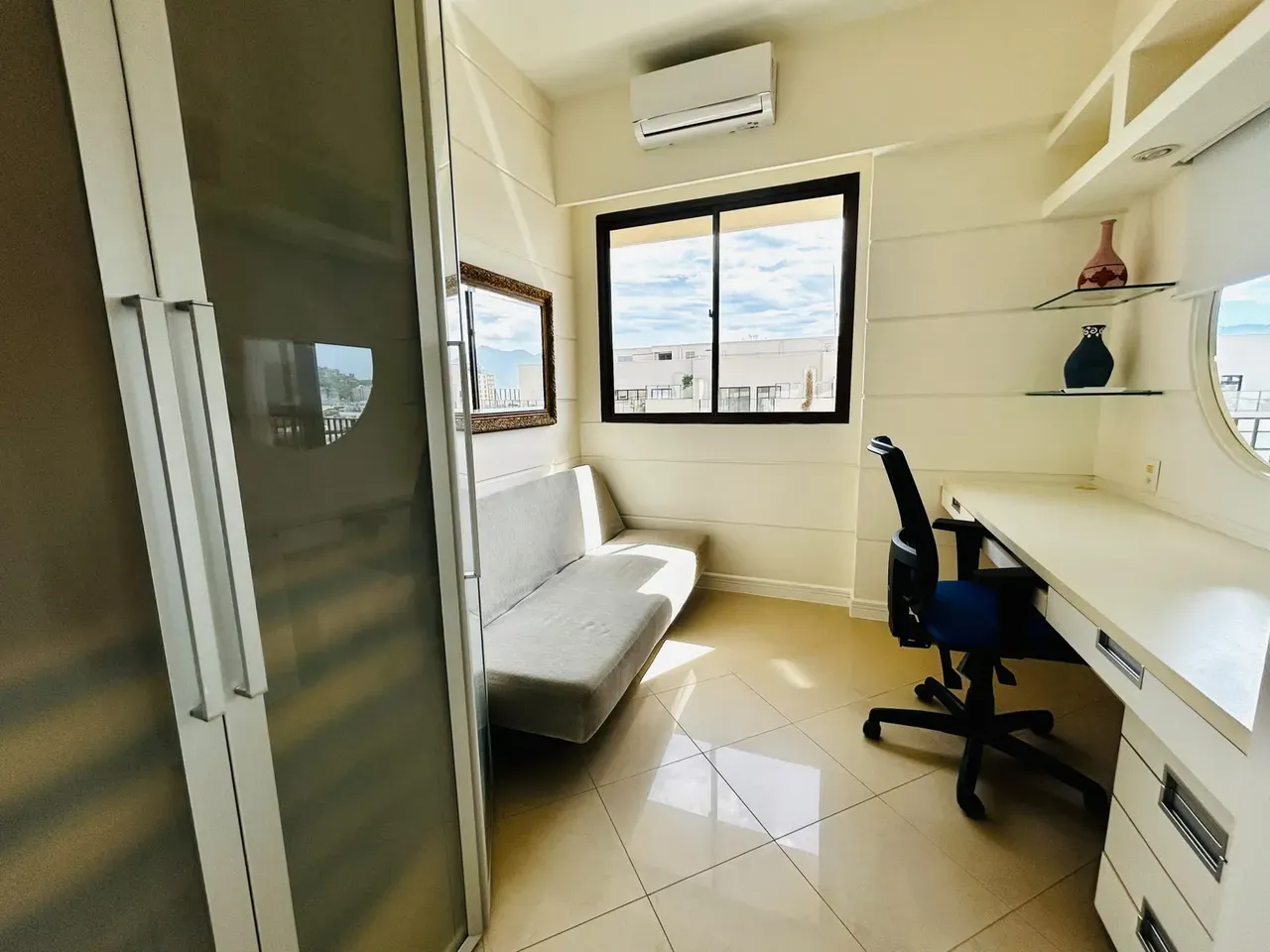 Apartamento mobiliado de 1 quarto com máquina de lavar — photo 28