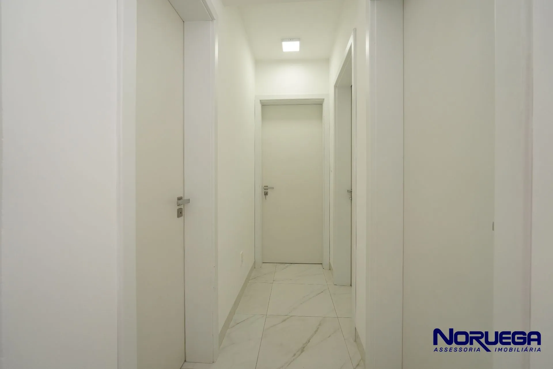3-bedroom apartment, 1 with its own bathroom, 108 m² — photo 9