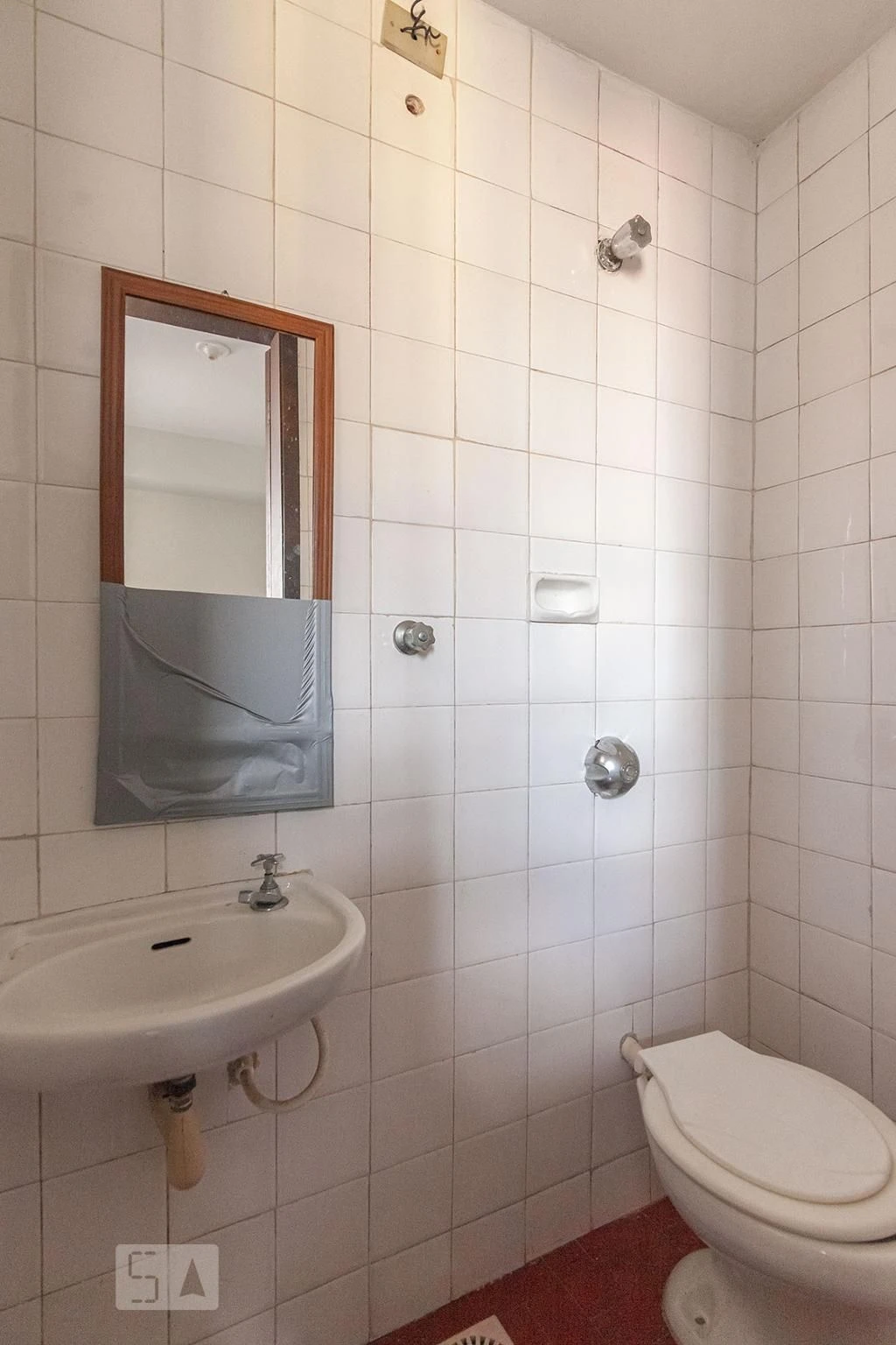 Unfurnished apartment with 3 bedrooms and 1 bathroom — photo 10