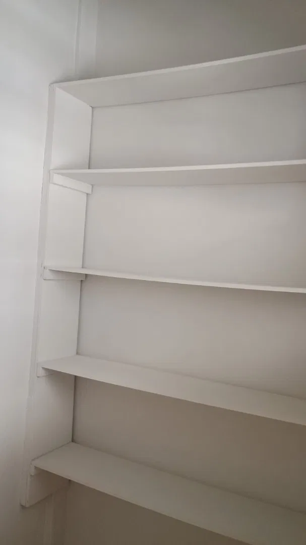 Apartamento de 2 quartos com 2 banheiros e cozinha fechada — photo 17