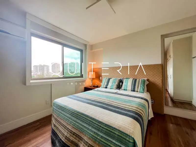 Apartamento duplex com varanda, 3 quartos e 5 banheiros — photo 25