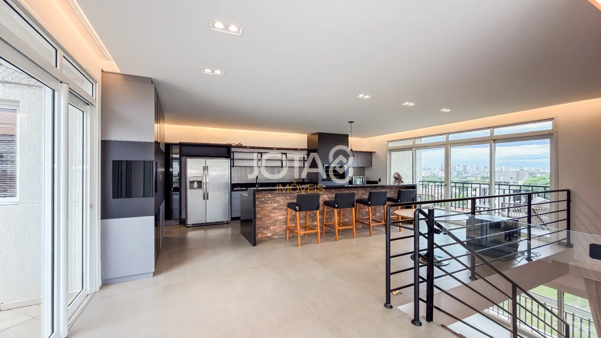 Куполоподібна квартира з 2 спальнями і 284 м² — photo 32