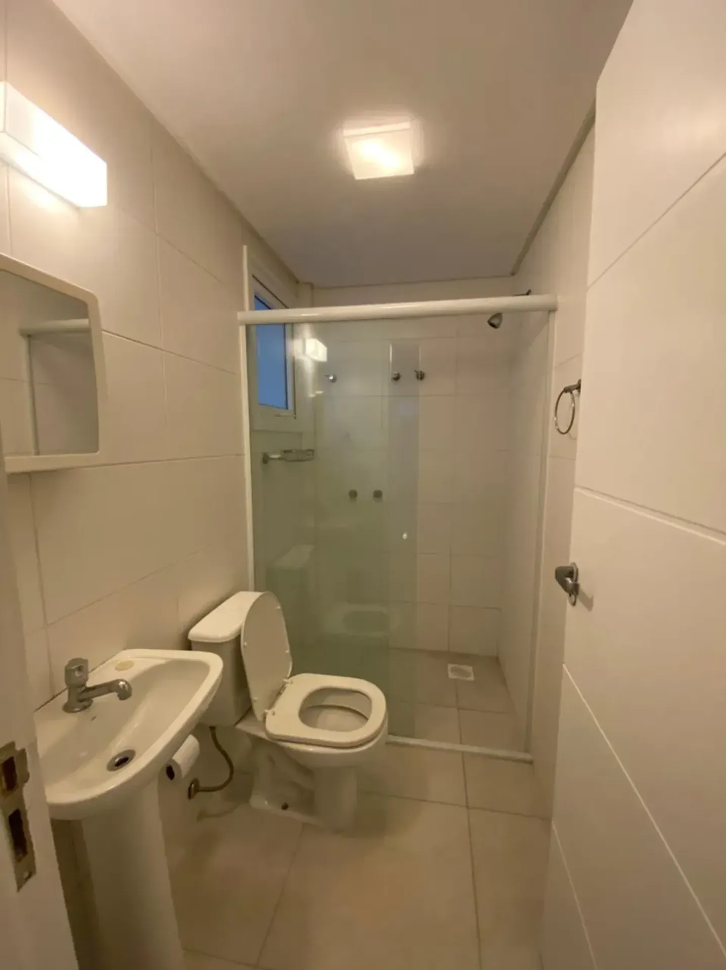 Casa mobiliada com 6 suítes e 7 banheiros — photo 39