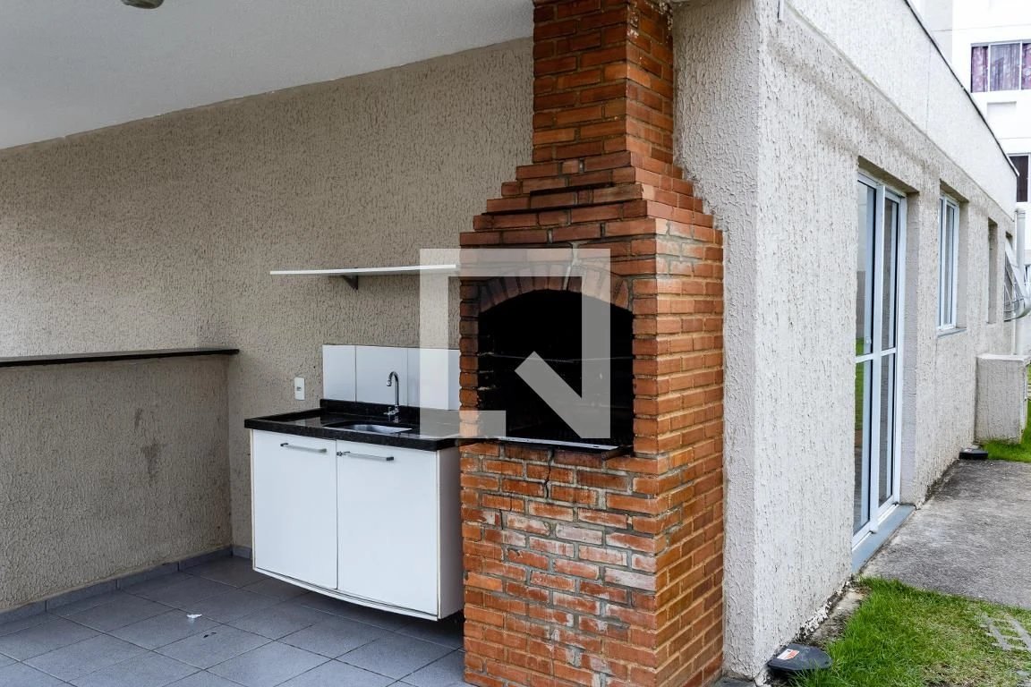 Apartamento com 2 quartos e área de lavanderia — photo 44