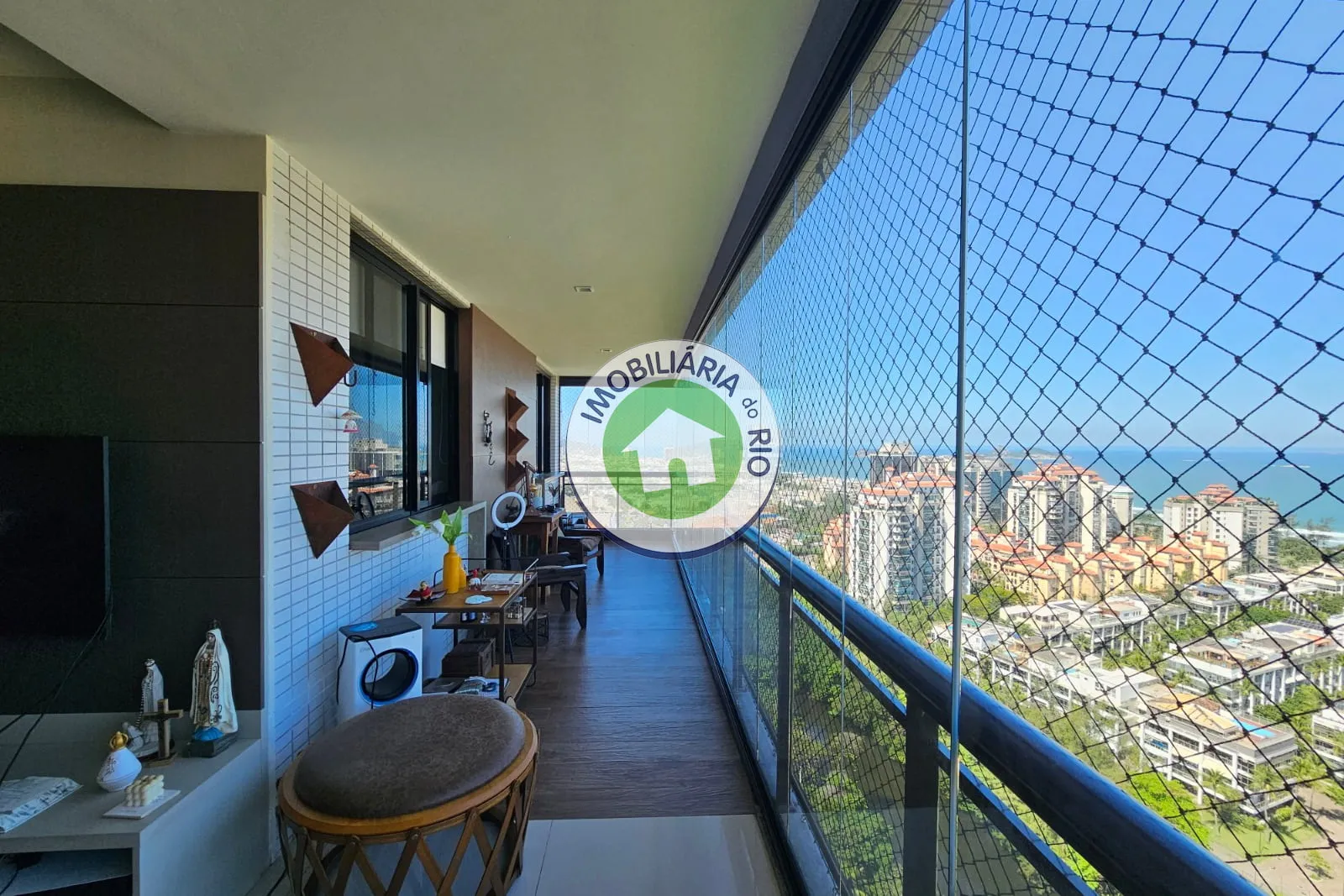 Apartment with 3 bedrooms, 4 bathrooms and a separate kitchen — photo 45