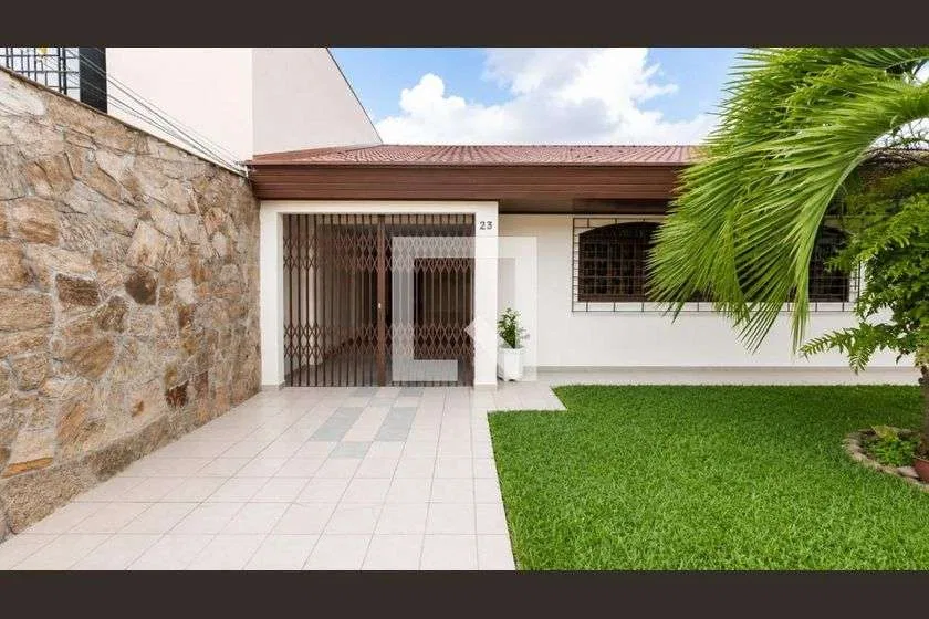 House with 4 bedrooms and 275 m² plus shared BBQ area — photo 21
