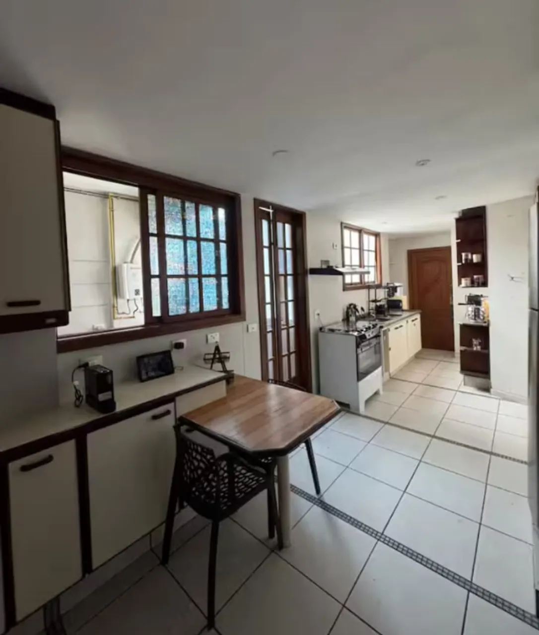 Furnished apartment with 4 bedrooms and a gas kitchen — photo 2