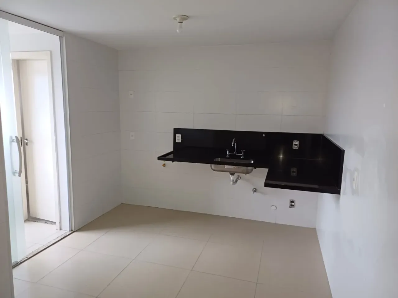 260 m² duplex with 3 bedrooms and 4 bathrooms — photo 2